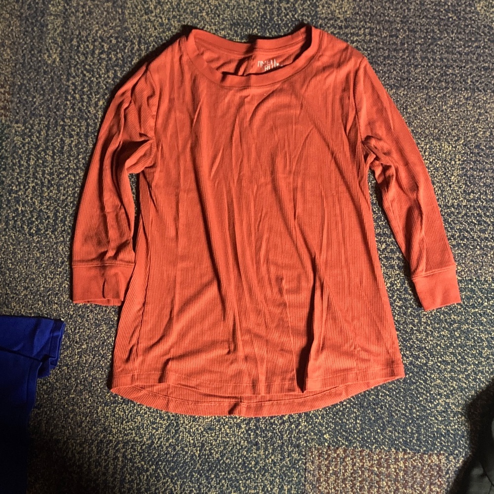 Time and Tru Women's Rust Long Sleeve Top